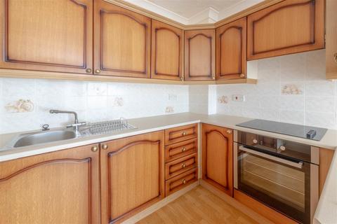 1 bedroom retirement property for sale, RAYLEIGH ROAD, Eastwood