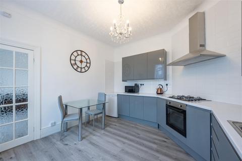 1 bedroom apartment for sale, St Vincent's Road, Westcliff-On-Sea