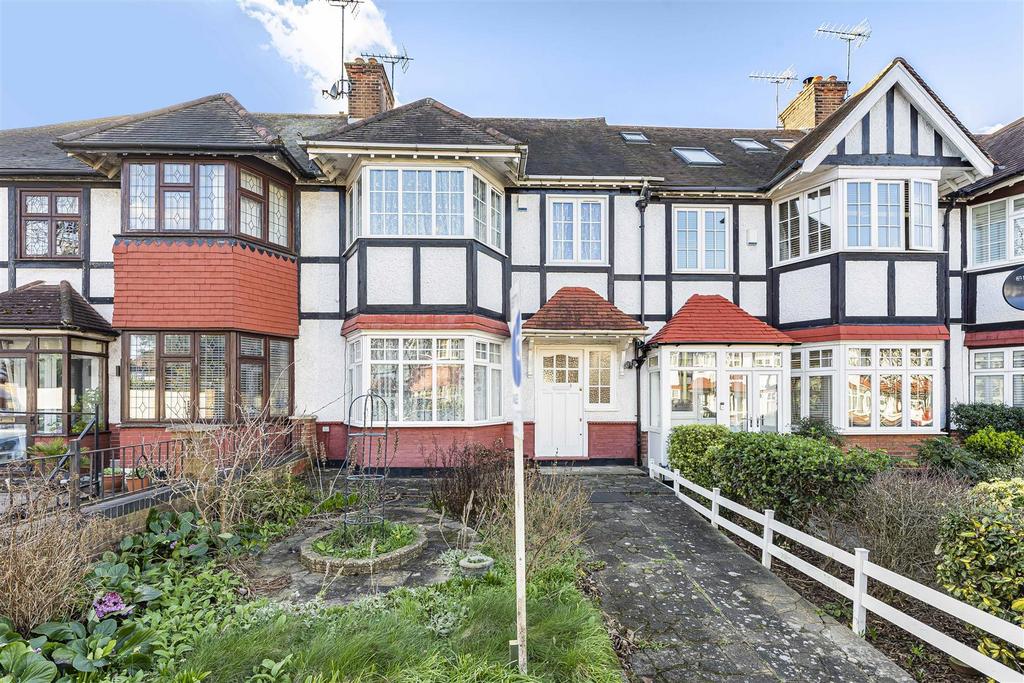 Kent Road, London 3 bed terraced house for sale £650,000
