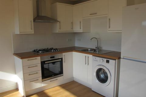 1 bedroom flat for sale, Lynwood Close, London