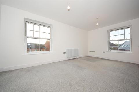 6 Alder Meadow, Warwick, CV34 6JY