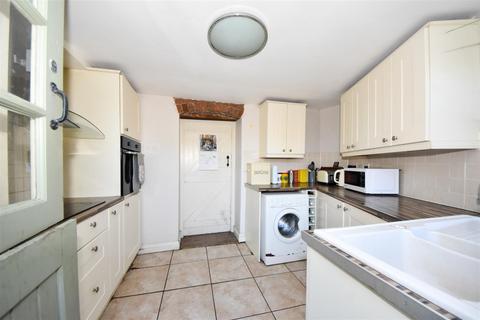 2 bedroom end of terrace house for sale, Binswood End, Harbury