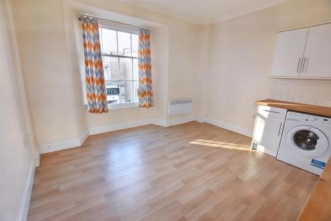 2 bedroom flat for sale, West End, Redruth