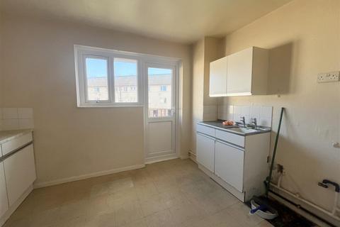 2 bedroom flat for sale, High Street, Margate, CT9