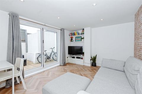 1 bedroom flat for sale - Marine Parade, Worthing