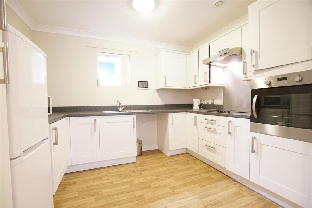 Fitted Kitchen Area
