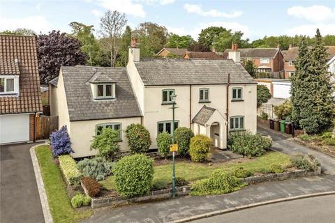 5 bedroom detached house for sale - The Old Farmhouse, Village Road, Clifton Village