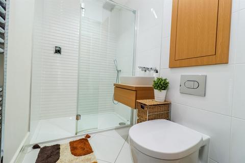 2 Allerton Road, Crigglestone, Wakefield, WF2 7FB