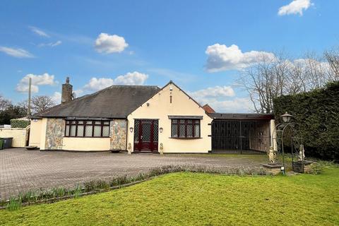 4 bedroom detached bungalow for sale, Warstone Road, Essington, Wolverhampton, WV11