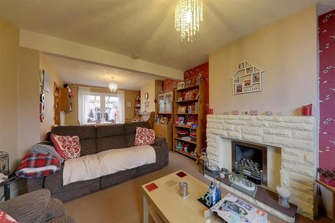 4 bedroom end of terrace house for sale, Marlowe Road, Worthing