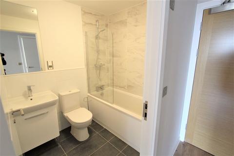 2 bedroom flat for sale, Jesse Hartley Way, Liverpool