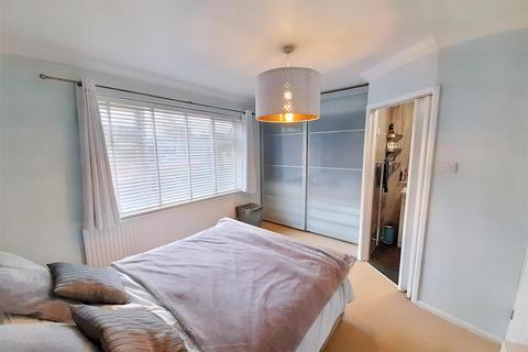 73 Elm Grove, Barnham, Bognor Regis, PO22 0HW