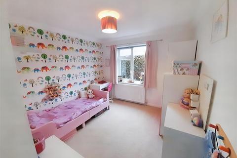 73 Elm Grove, Barnham, Bognor Regis, PO22 0HW