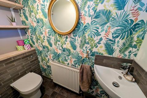 32 Quedgeley, Yate, Bristol, BS37 4JJ