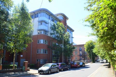 1 bedroom flat to rent - Central Park Towers, Plymouth PL4