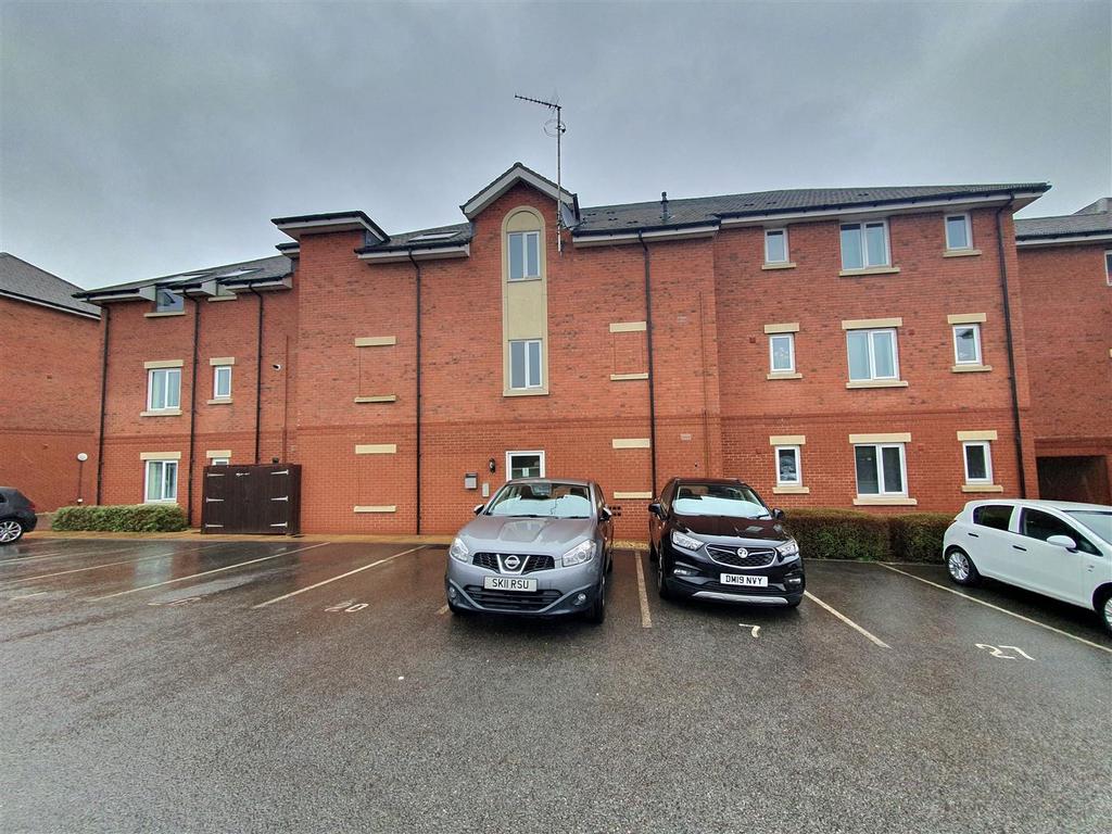 Eaton Court, Trent Road, Nuneaton 2 bed apartment for sale £124,950
