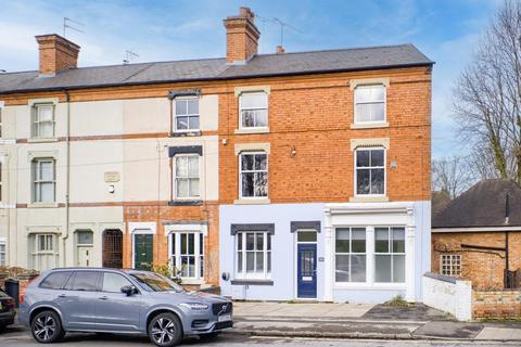 4 bedroom end of terrace house for sale - North Road, Harborne B17