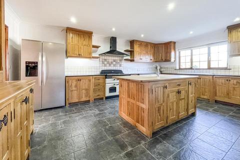 5 bedroom detached house for sale, Barnhall Road, Tolleshunt Knights, Maldon