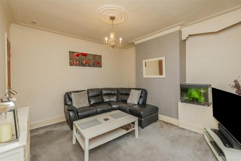 2 bedroom house for sale, Cecil Street, Armley, Leeds