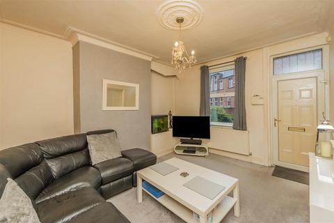 2 bedroom house for sale, Cecil Street, Armley, Leeds