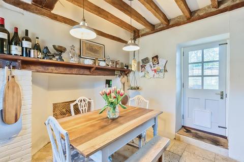 17 Church End, Haddenham, Aylesbury, HP17 8AE