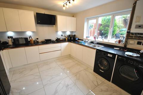 3 bedroom terraced house for sale - Pilton Close, Northampton