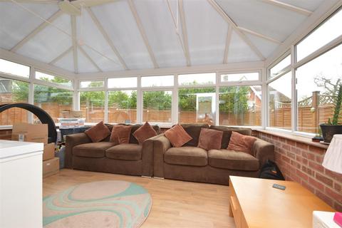 3 bedroom detached bungalow for sale, APPLEY & PUCKPOOL