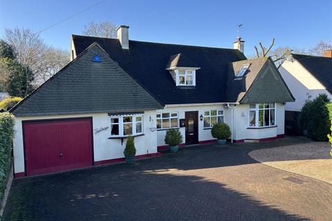 3 bedroom detached house for sale, Fairefield Crescent, Glenfield, Leicester