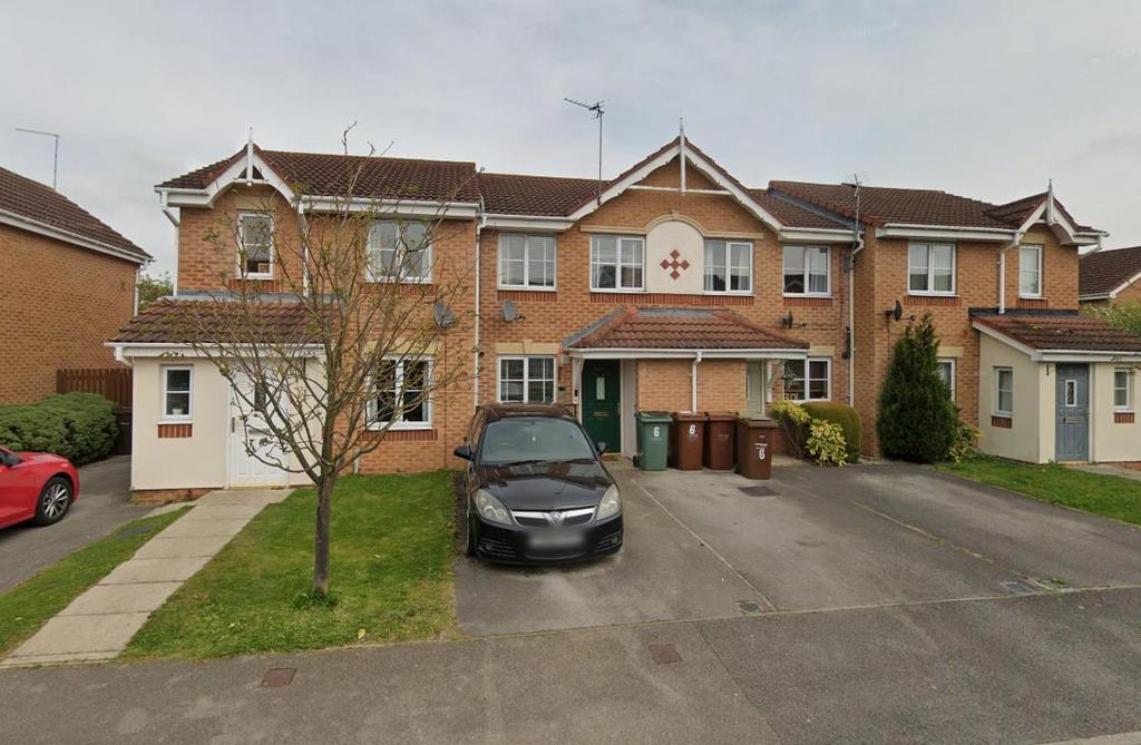 Rother Garth, Pontefract 2 bed townhouse for sale £105,000