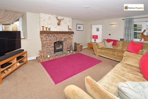 5 bedroom cottage for sale, Stoke-On-Trent ST11