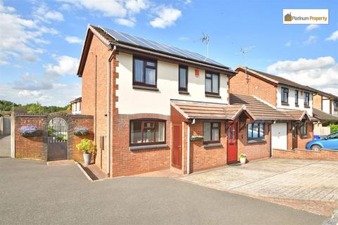 8 Chervil Close, Stoke-on-trent, ST3 7YD