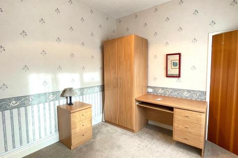 Flat 2, 14 Caroline Road, Llandudno, LL30 2TY