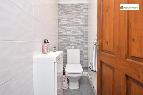 5 Barbrook Avenue, Stoke-on-trent, ST3 5UG