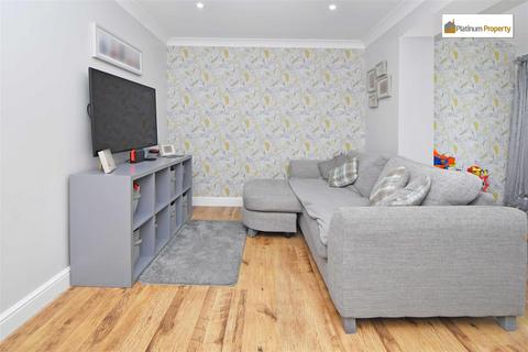 5 Barbrook Avenue, Stoke-on-trent, ST3 5UG