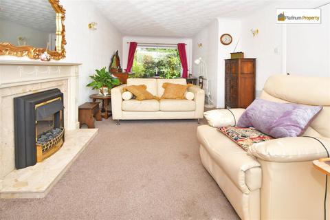 6 Chartley Close, Blythe Bridge, Stoke-on-trent, ST11 9LF