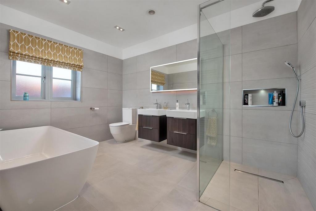 Ensuite bathroom