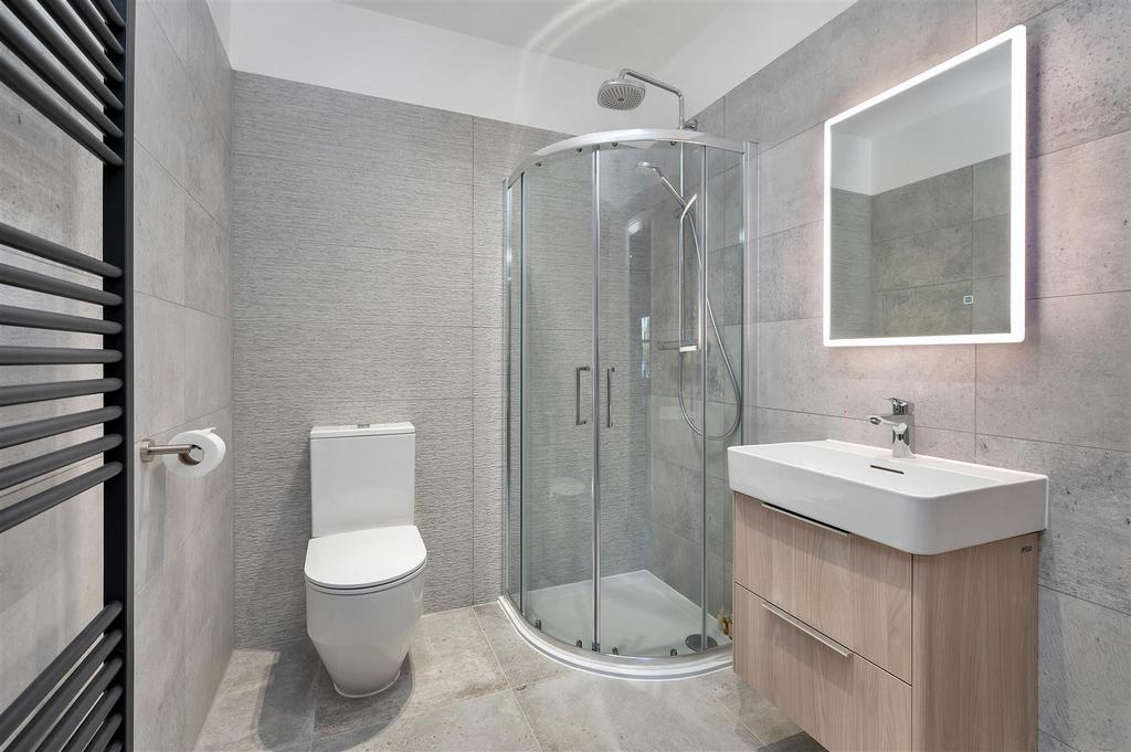 Ensuite shower room