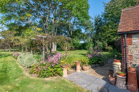 3 bedroom detached house for sale, The Mill House, Alverstone