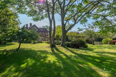 3 bedroom detached house for sale, The Mill House, Alverstone