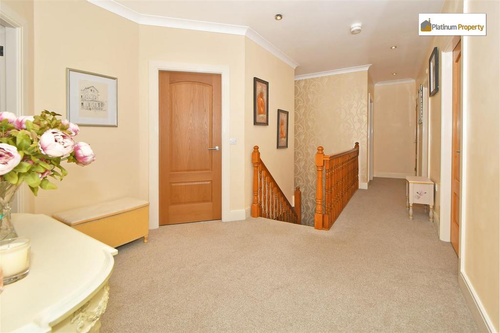 STAIRS & LANDING