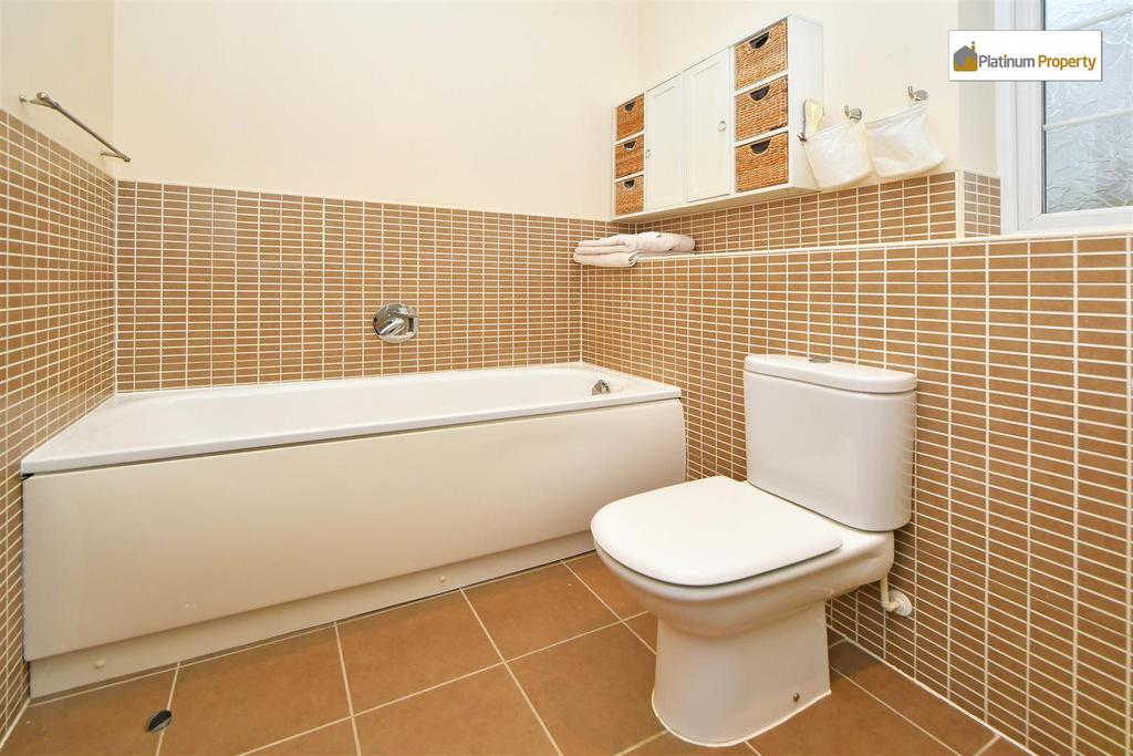 En suite bathroom