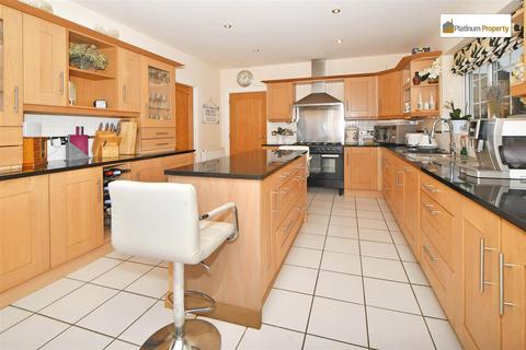 2 Galton Croft, Blythe Bridge, Stoke-on-trent, ST11 9TQ