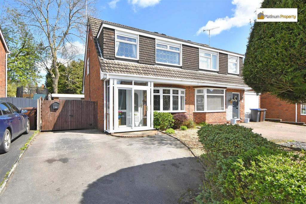 Elmwood Drive, StokeOnTrent ST11 3 bed semidetached house for sale £195,000