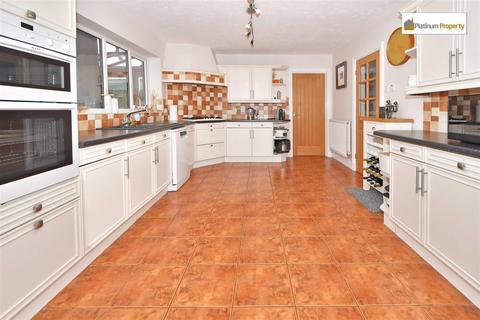 58 Tarragon Drive, Stoke-on-trent, ST3 7YE