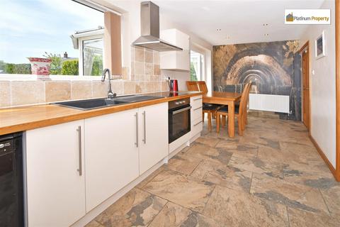 12 Blacklake Drive, Stoke-on-trent, ST3 7JL