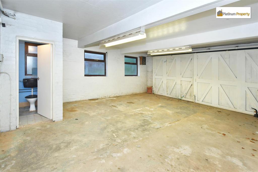 Double garage