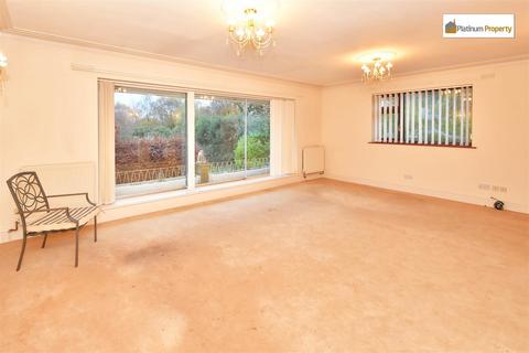 Saverley Common Lane, Rough Close, Stoke-on-trent, ST3 7PE