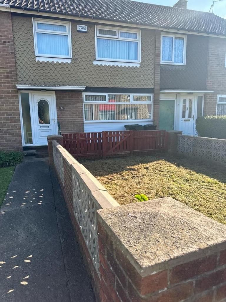 Bollington Road, Middlesbrough 3 bed terraced house £675 pcm (£156 pw)