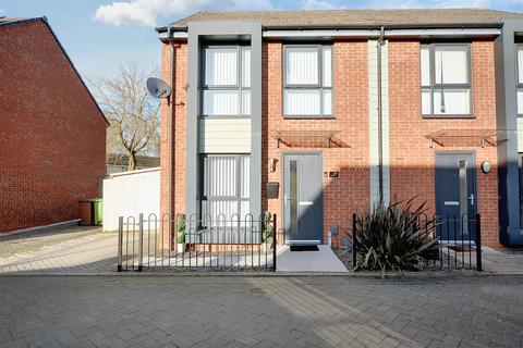28 Padley Close, Bulwell, Nottingham, NG6 9ND
