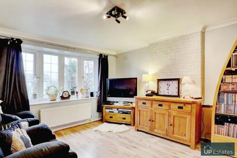 3 bedroom semi-detached house for sale - Wimbourne Close, Poplar Farm, Nuneaton